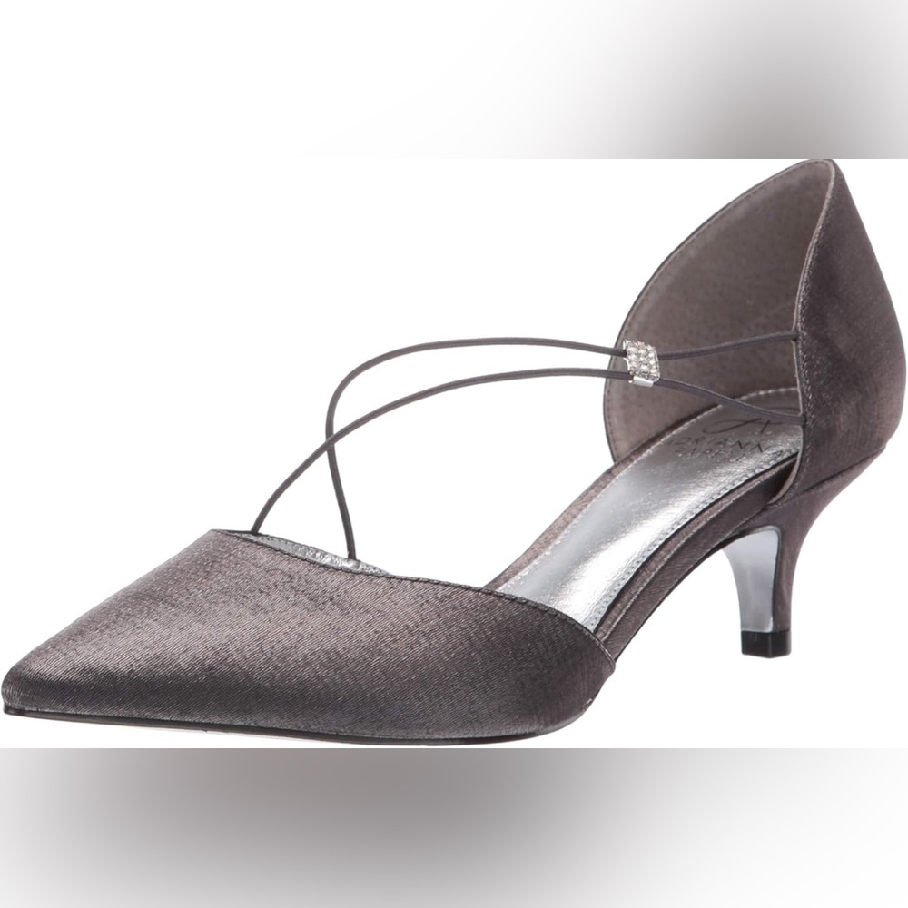 NWOB Adrianna Papell “Lacy” Heel in Pewter‎